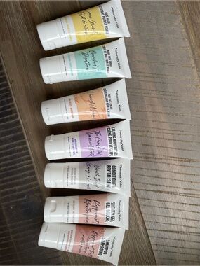 Naturally Vain Travel Size Hair Body & Skin Care Set - Plant based formula NEW✨